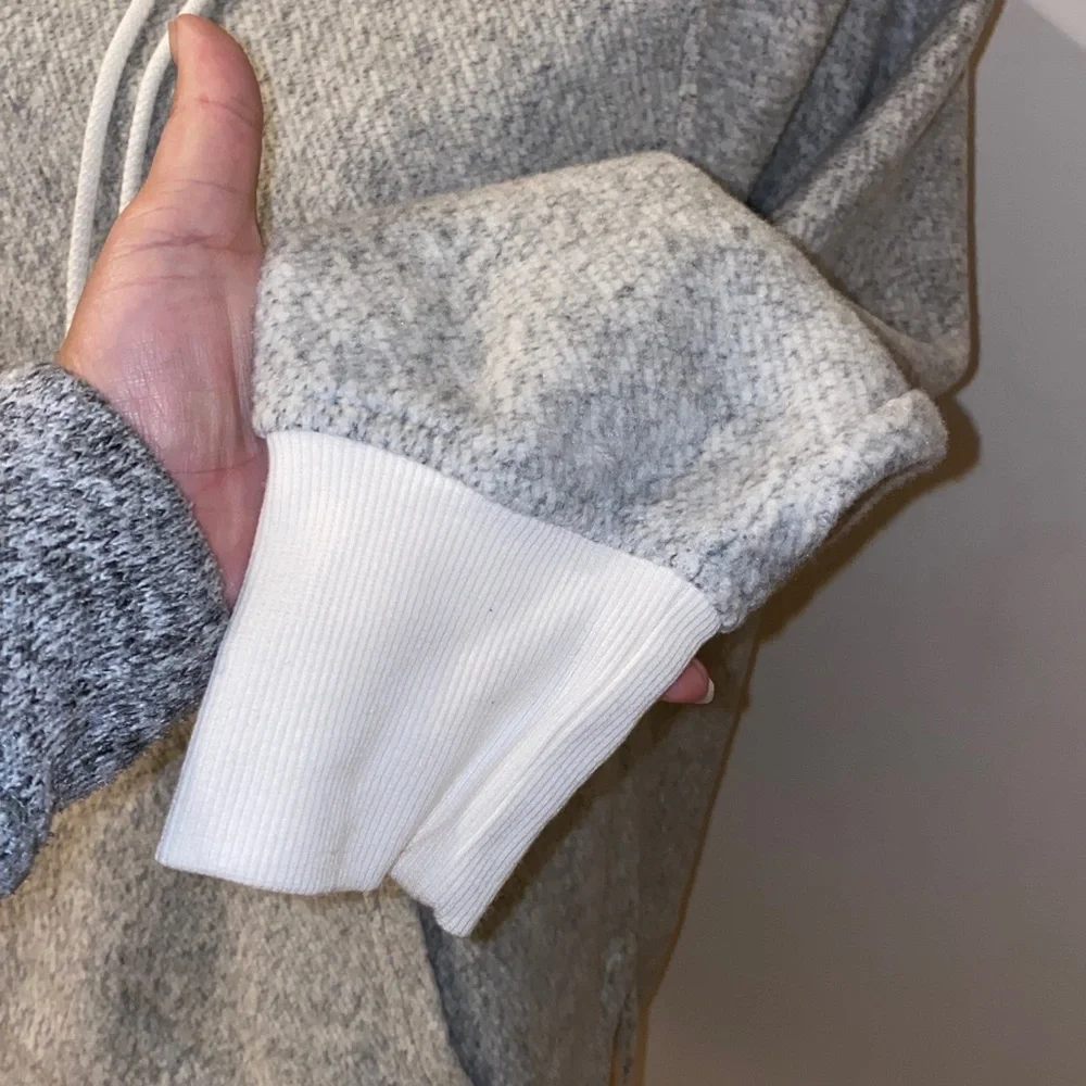 Lou & Grey Soft Knit Pullover in Gray & Cream Size XXS Oversized - Picture 11 of 13